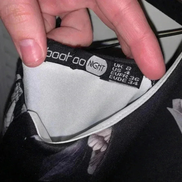 Boohoo Women’s Size 4 Floral Dress - Picture 3 of 3